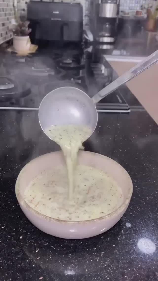 Йогуртовый суп с вермишелью «Terbiyeli Şehriye Çorbası»