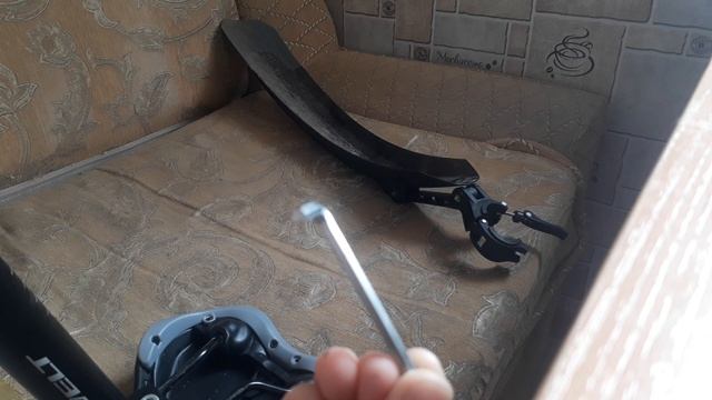 ремонтируй сидушку велосипеда