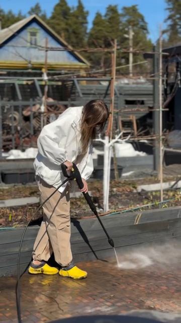 Кайф жить в деревне и🤰 не повод отдыхать #дом #огород #деревня #беременность #загородныйдом