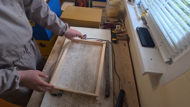 4 апреля 2026 года. Самый простой и качественный способ вощить рамки.