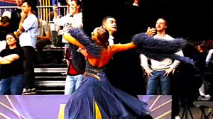 Бальные танцы! Фокстрот!!!