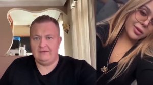 ОБЯЗАН ВЕСТИ В РЕСТОРАН