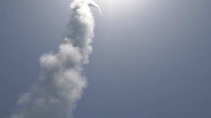 КСИР сообщил об ударе дрона по судну в Ормузском проливе