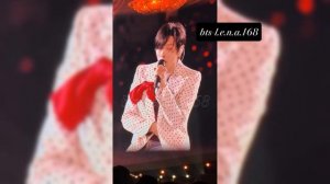 Ви, ещё кадры с концерта Пак Хешина