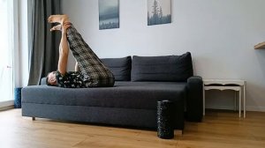Попробуй такой вариант практики!
Йога на ДИВАНЕ. СЕРГЕЙ ЛАГОДА.