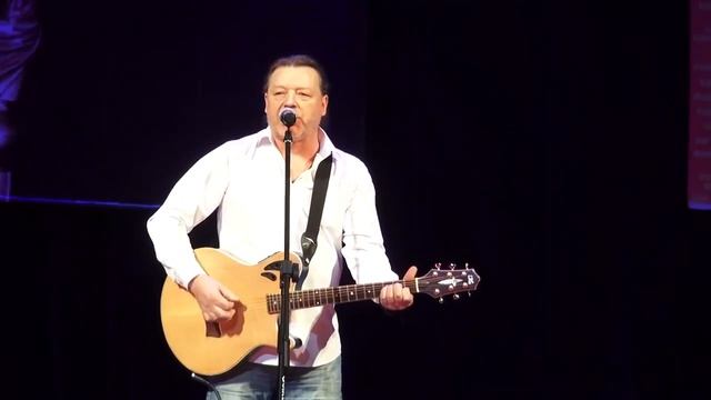 АРХАНГЕЛ МИХАИЛ. ПЕСНЯ. Музыка Владимир Нелюбин. Слова Александр Лохматов  Странник    Глас Ангельс