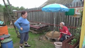 6 соток 11 августа 2021 год. Начала делать большую чашу для фонтана.