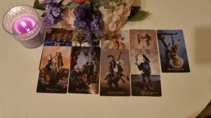 ЧТО ОН ДУМАЕТ О ТЕБЕ ПЕРЕД СНОМ?! | Гадание таро расклад