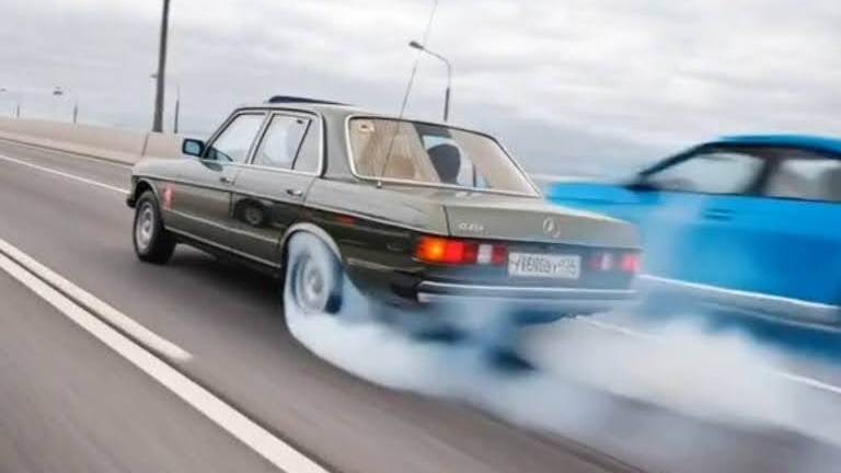 Карбюраторный Mercedes W123 1983