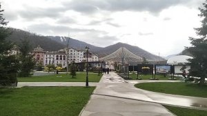 Начало апреля в Эсто-Садке. Красная поляна. Парк Времена года