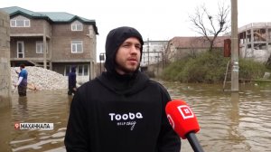 Российский актер Сергей Романович приехал поддержать пострадавших жителей Дагестана