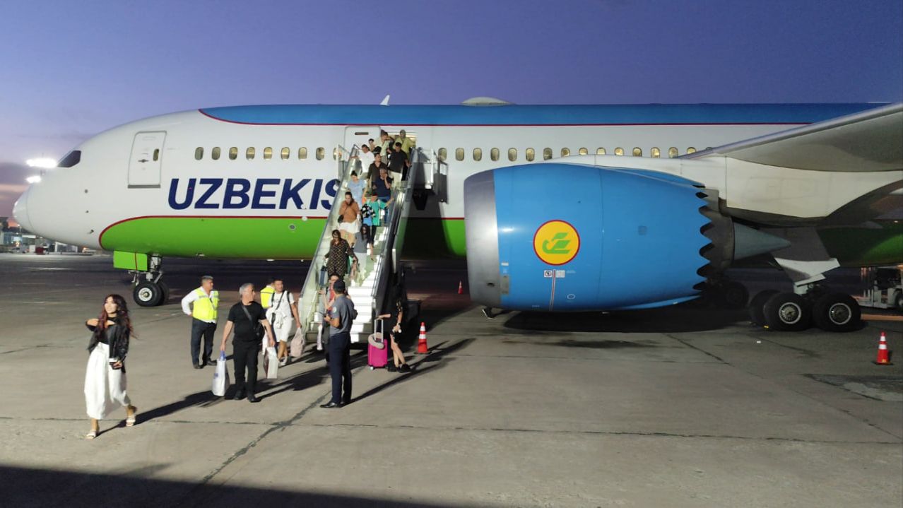 В Ташкент 🇺🇿 на Boeing 787-800 Dreamliner из Стамбула 🇹🇷 (IST) | рейс HY0272, Uzbekistan Airways