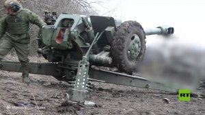 مقاطعة زابوروجيه.. مدفع هاوتزر الروسي "D-30" يدمر معاقل لقوات كييف