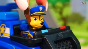 Видео про игрушки Щенячий Патруль - Новая машина Гонщика - мультики для детей 2024 смотреть онлайн.