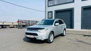 Mitsubishi Outlander, 2013 год