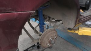 Замена задней правой амортизаторной стойки на Hyundai Accent 1,5 Хендай Акцент 2008