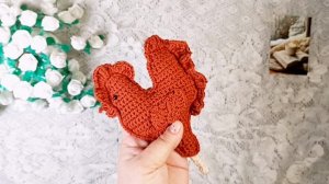 Вязаный мишка/петушок на палочке/игрушки в конвертах/носочки