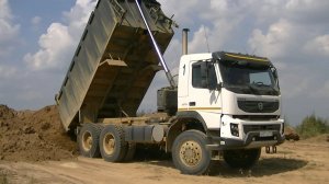 Самосвалы Volvo FMX 6x6