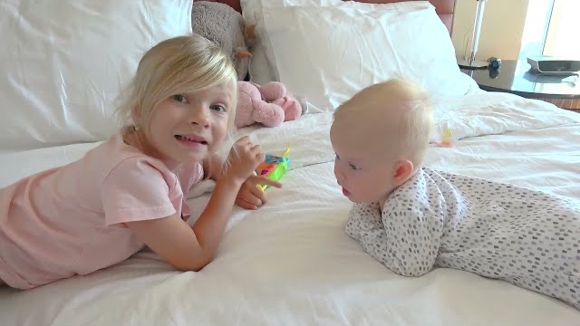 СОФУНЬЯ ШАЛУНЬЯ - СОФИЯ КАК МАМА.