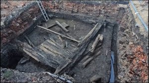 На этот раз посетим усадьбу XVI века и сосчитаем монеты из тайника. Возвращение И. В. Часть 4.