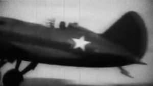 И-16 Первый в мире советский истребитель-моноплан с убирающимся шасси в серийном производстве.