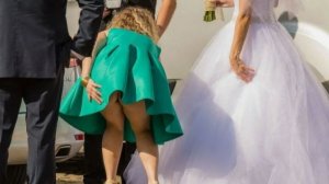 Неловкие Женщины, Снятые на Камеру