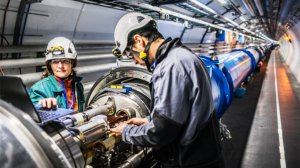 Адронный коллайдер открыл портал ?