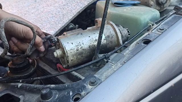 Как должен крутится стартет б3 пассата. сравниваем плохой и хороший стартер