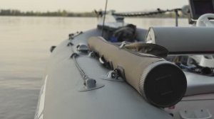 Как перевозить оснащенный спиннинг в лодке ПВХ, РИБ. Транспортировка спиннинга в лодке.