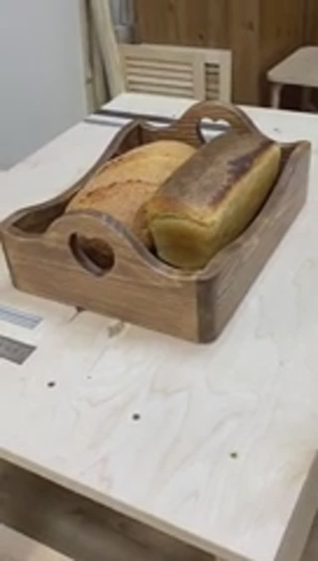 Поднос-хлебница из обрезков дерева. сделай сам.