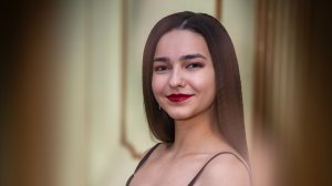 Вероника Мешкова - И. Кальман "Песенка Карамболины"