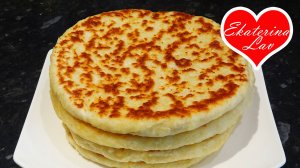 СЫРНЫЕ ЛЕПЕШКИ на кефире! За 5 минут на сковороде! Лепешки с сыром! Быстрый завтрак! Просто, вкусно!
