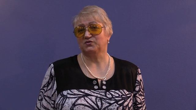 Димитрова Ольга читает стихотворение В. Бокова 