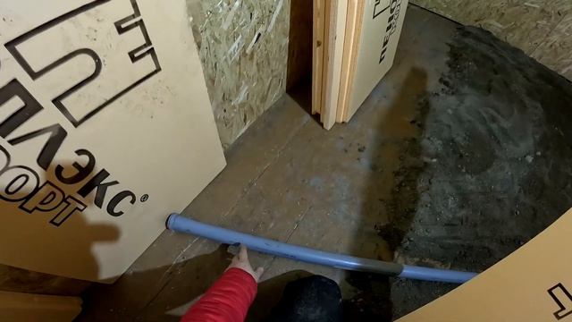 Купил заброшенный дом в деревне ! Канализация готова ! Плиту привезли! №13