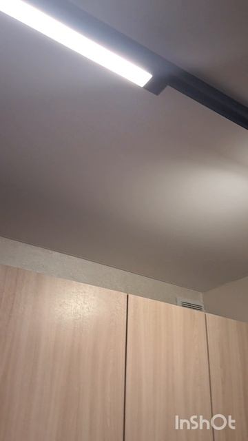 2ка, улица Гоголя,20а. Комнаты смежные. Можно с детьми и небольшим жив. Офиц договор. +79787003279