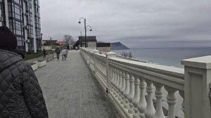 #222.Анапа в цвету,а настроение нет.Муж порадовал цветами.