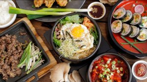 На одной тарелке собраны всевозможные морепродукты! Корейская кухня