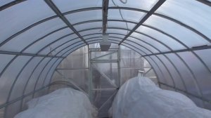 Обогрев теплицы. Быстро ли нагреется грунт, сколько стоит обогрев ИК обогревателями. Видео - архив.