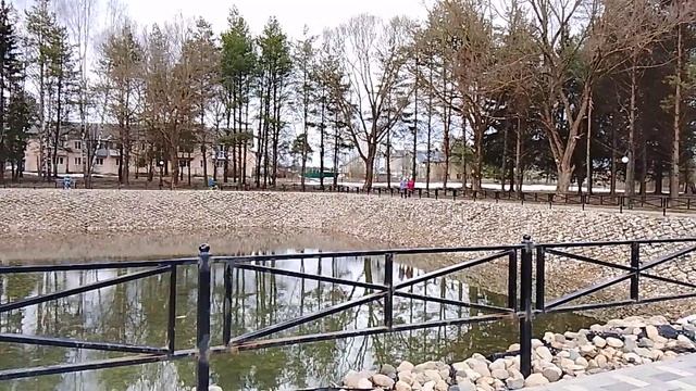 вокруг парка ветеранов смотреть онлайн