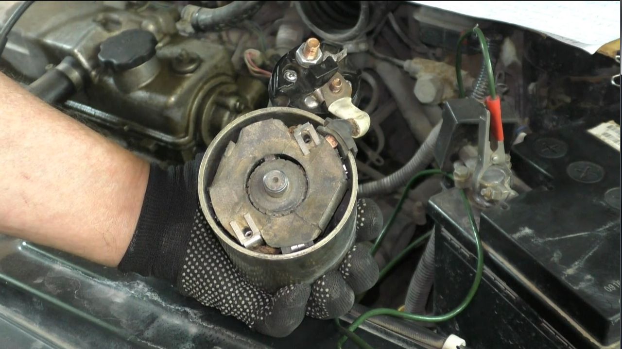 Иномарки накрывает эпидемия неисправностей в стартере. Автомобиль вдруг перестаёт заводится. Часть 1