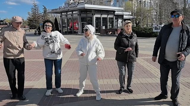 Дискотека начинается... 05.04.26... смотреть онлайн
