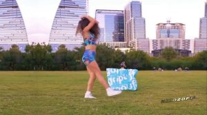 Сборник: Красивые девушки танцуют под New Eurodance (Золотая коллекция)