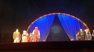 "Всегда зовите, Долли!!!"