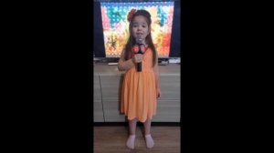 Песня "Спасибо тебе, Осень" исполняет Волкова Алиса