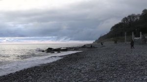 Вечером на побережье Чёрного моря в Сочи. Вербное воскресенье.