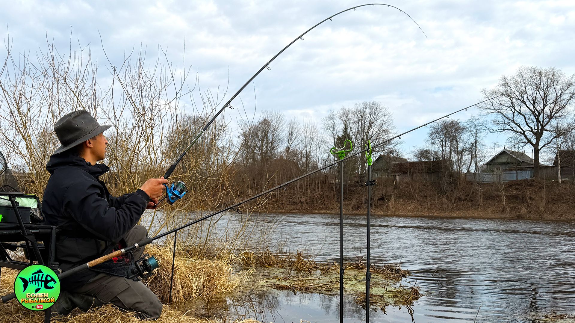 Мелкая река РАЗЛИЛАСЬ и в НЕЁ зашло много РЫБЫ! Рыбалка весной на фидер.