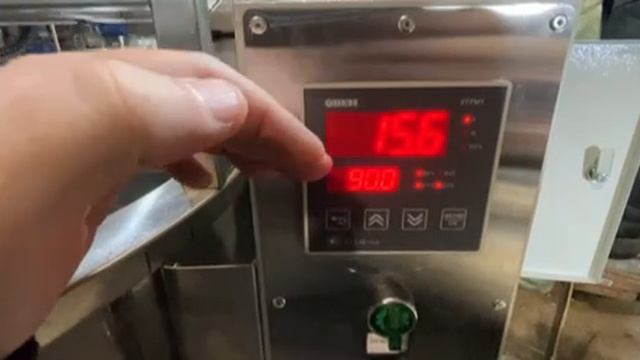 Сироповарочный котел 300 литров. тел. 89374449733. сайт.Kotlovarov.ru