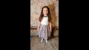 "День победы" читает Волкова Алиса