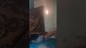 делаю кувырки или что то в этот роде