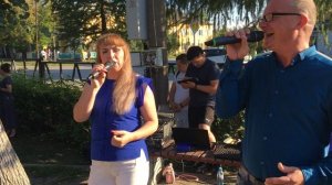 Ольга Танцы у фонтана и не только. Поют Александр Осокин и Настя Балабанова